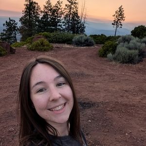 Meet your Posher, Elizabeth